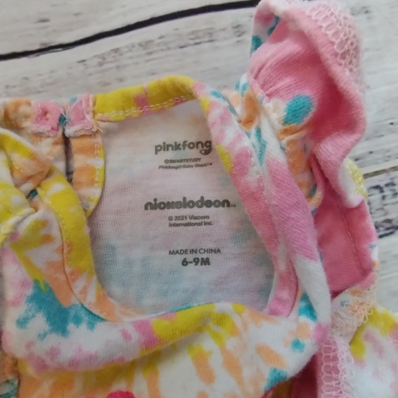 Romper - Picture 3 of 4